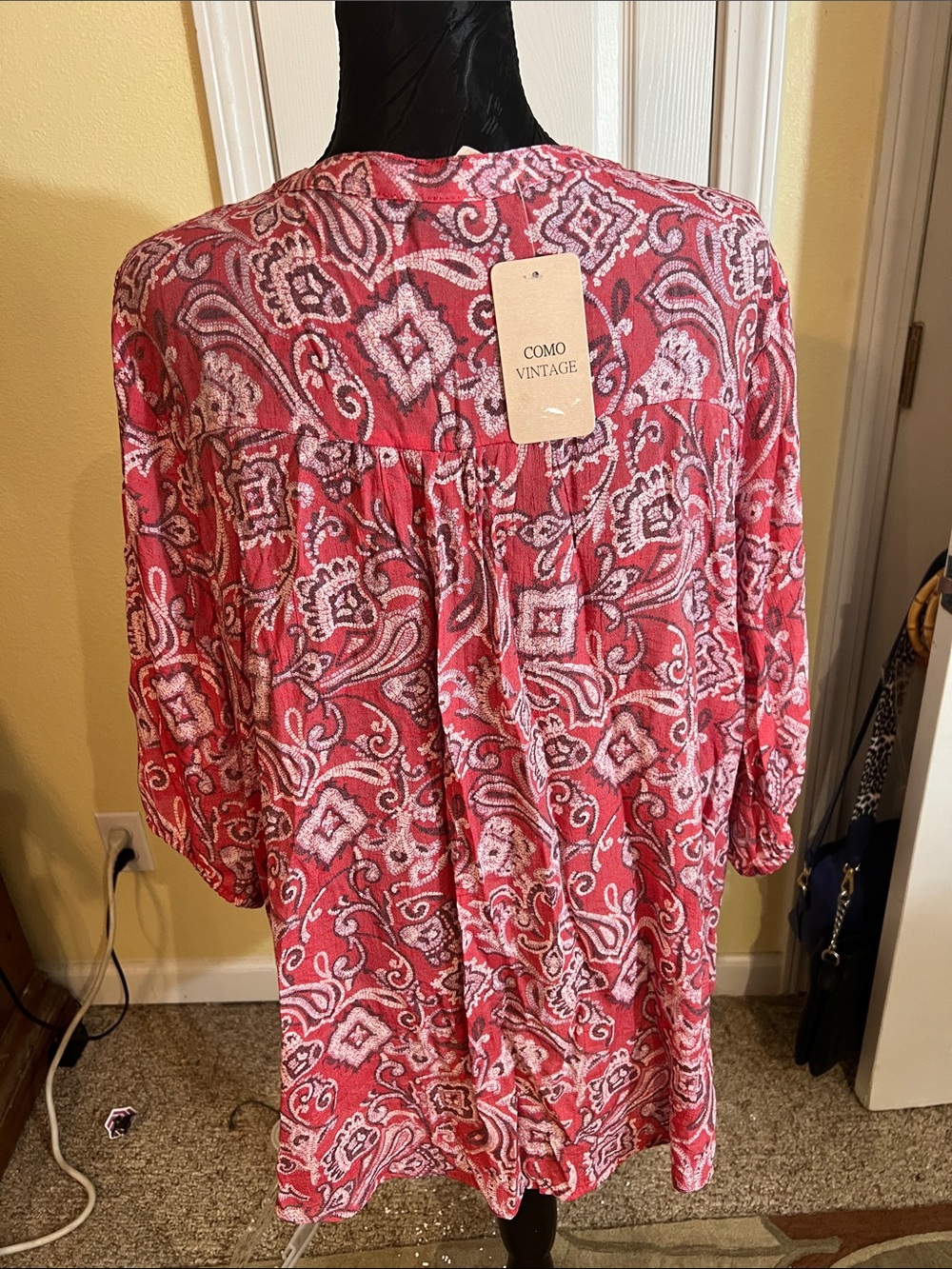 Como Vintage Red Paisley Smocked V-Neck Tunic - Picture 2 of 2
